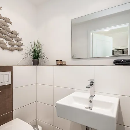 Schuetzenstr 15, Whg 2